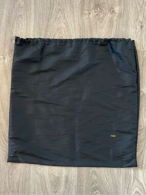 Fendi dust bag (C59)